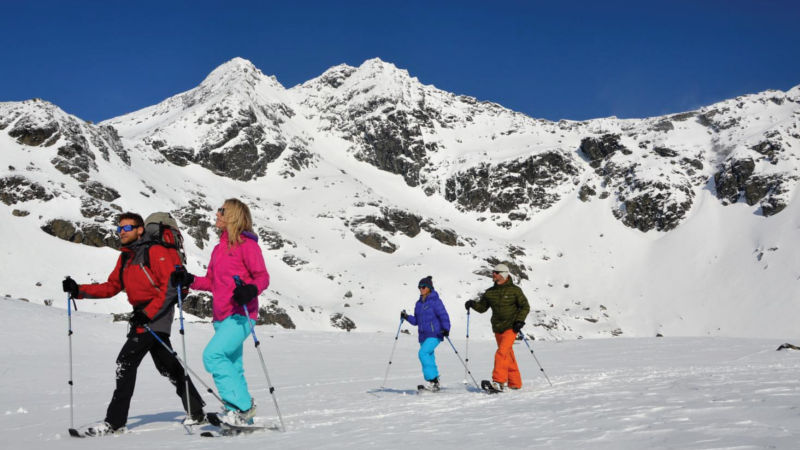 Experience Snowshoeing in Queenstown's majestic alpine environment with this fantastic fully guided walking expedition...